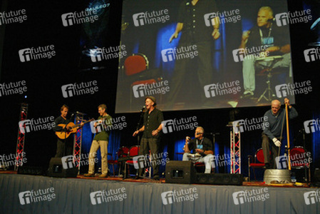 Casey Biggs, Steve Rankin, Vaughn Armstrong, William Jones, Richard Herd