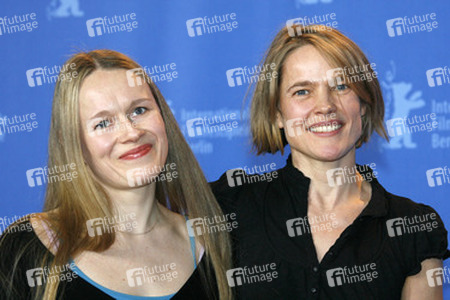 Anja Schneider, Karoline Eichhorn