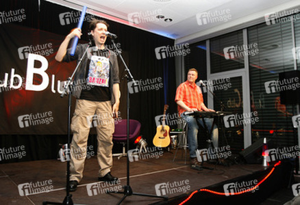 Nico Walser, Wolfgang Grieger