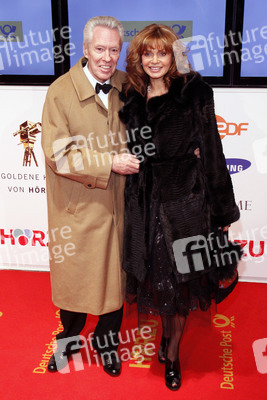 Egon F. Freiheit, Maren Gilzer