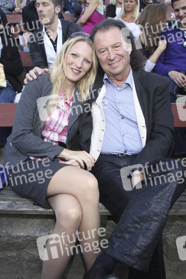 Chris Andrews mit Freundin Alexandra