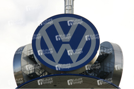 VW-Logo auf dem VW-Tower