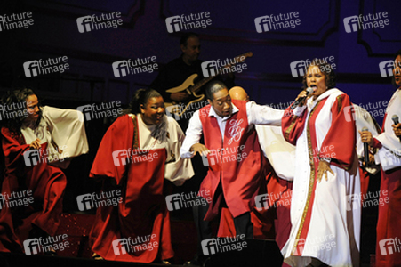 Harlem Gospel Singers & Queen Esther Marrow