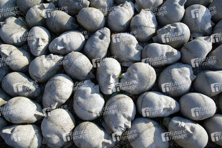 Kopfsteinpflaster von Timm Ulrichs