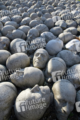 Kopfsteinpflaster von Timm Ulrichs