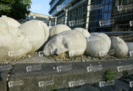 Kopfsteinpflaster von Timm Ulrichs