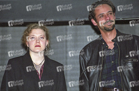 Jennifer Lien, Alexander Siddig