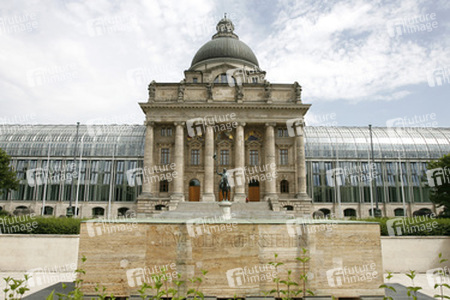 Bayerische Staatskanzlei