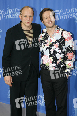 Ulrich Tukur, Florian Gallenberger