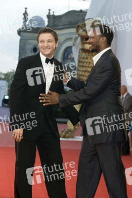 Jeremy Renner, Anthony Mackie