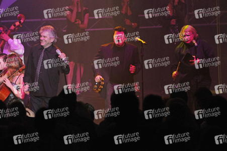 Dan McCafferty (Nazareth), Bobby Kimball (Toto), Lou Gramm (Foreigner)