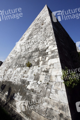 Piramide Cestia / Cestius-Pyramide