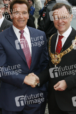 Arnold Schwarzenegger, Stephan Weil