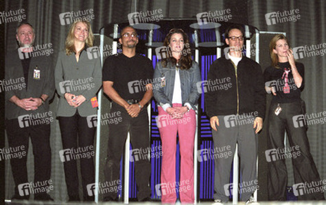 Stewart Moss, Marjorie Monaghan, Richard Biggs, Claudia Christian, Ted Raimi, Alexandra Tydings