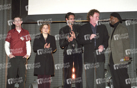 Manu Intiraymi, Jennifer Lien, Alexander Siddig, Colm Meaney, LeVar Burton