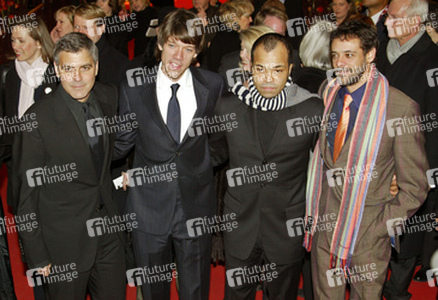 George Clooney, Stephen Gaghan, Jeffrey Wright, Alexander Siddig
