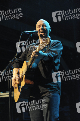 Midge Ure (Slik, PVC2, The Rich Kids, Ultravox)