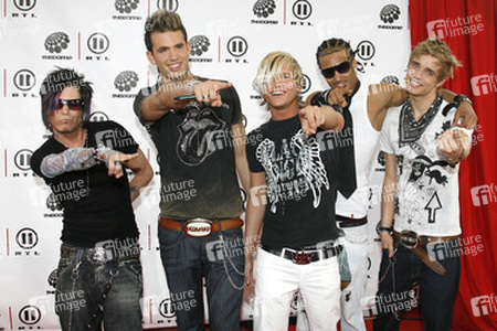 Izzy Gallegos, Jay Khan, Chris Watrin, Mikel Johnson, Richie Stringini