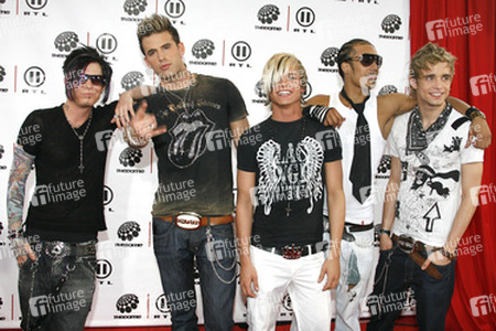 Izzy Gallegos, Jay Khan, Chris Watrin, Mikel Johnson, Richie Stringini