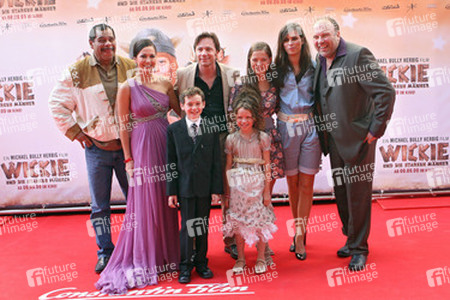 Günther Kaufmann, Ankie Beilke, Jonas Hämmerle, Michael Bully Herbig, Mercedes Jadea Diaz, Hannah Herzsprung, Nora Tschirner, Waldemar Kobus