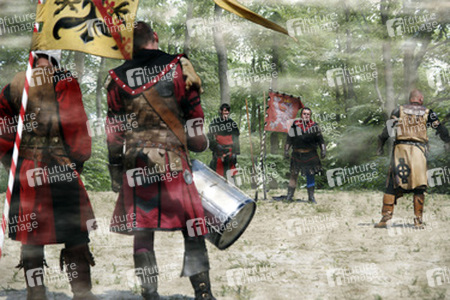 Ritterdarsteller im Wald