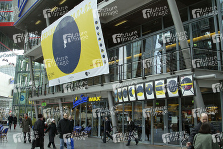 Berlinale Plakate am CineStar Kino