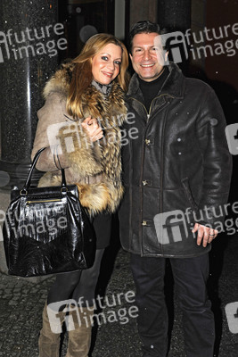 Francis Fulton-Smith mit Ehefrau Verena Klein