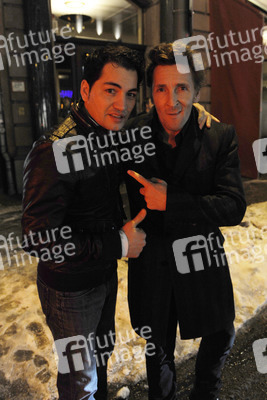 Bülent Sharif, Mark Keller