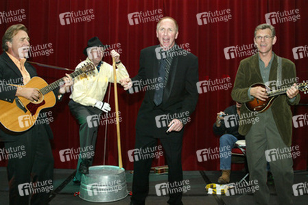 Casey Biggs, Richard Herd, Vaughn Armstrong, William Jones, Steve Rankin