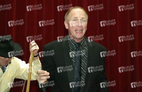 Richard Herd, Vaughn Armstrong