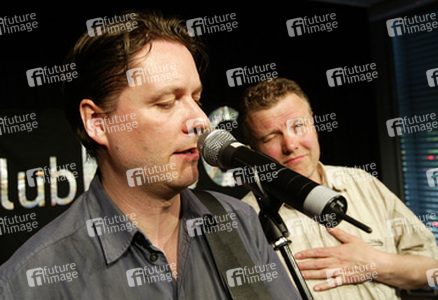 Nico Walser, Wolfgang Grieger