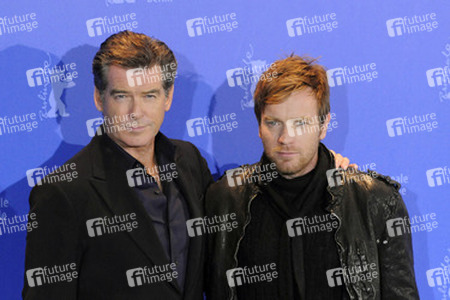 Pierce Brosnan, Ewan McGregor