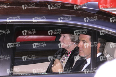 Pierce Brosnan mit seiner Mutter May Carmichael