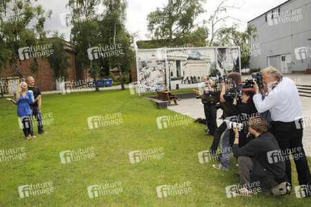 Annemarie Eilfeld, Ross Antony