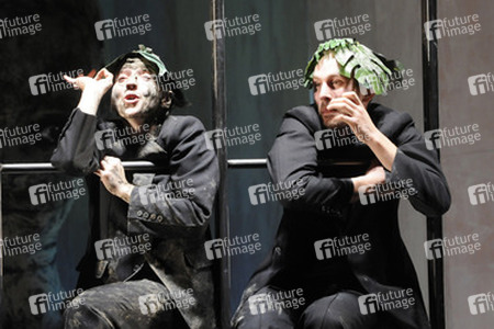 Olivia Gräser, Elias Arens