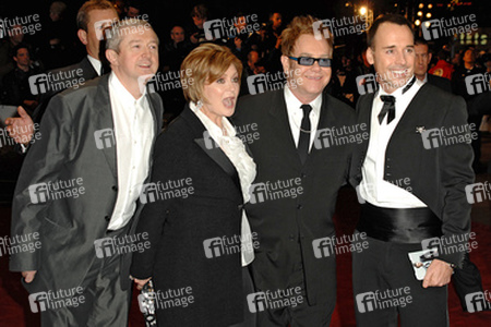 Louis Walsh, Sharon Osbourne, Elton John mit Freund David Furnish