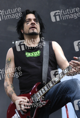 Tommy Victor