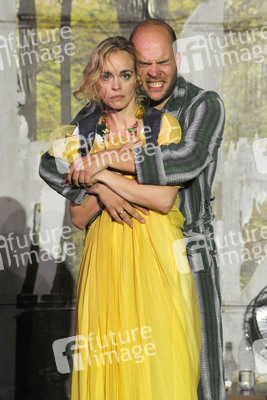 Nina Hoss, Felix Goeser