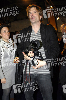 Katie Pfleghar, Campino