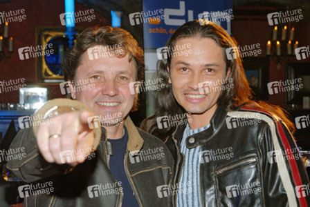 Klaus Scharfschwerdt, Nick Scharfschwerdt