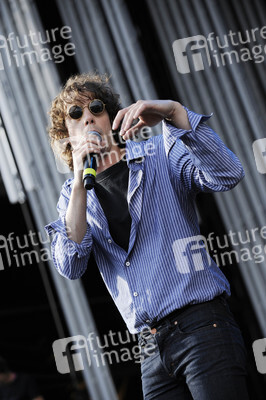 Johnny Borrell
