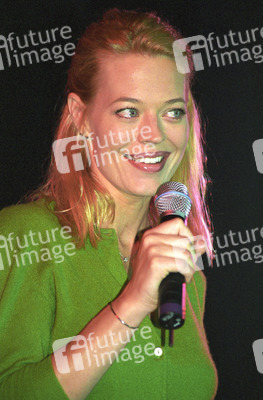 Jeri Ryan