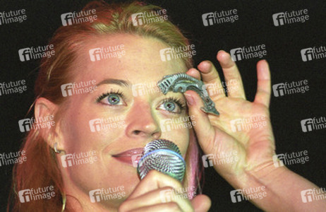 Jeri Ryan