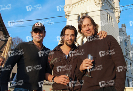 Michael Shanks, Steve Bacic, Kevin Sorbo
