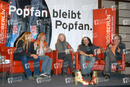 Uwe Hassbecker, Ritchie Barton, Anna Loos, Jacki Reznicek