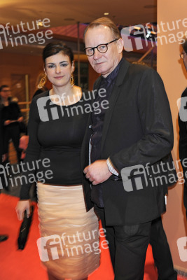 Stellan Skarsgard mit Gattin