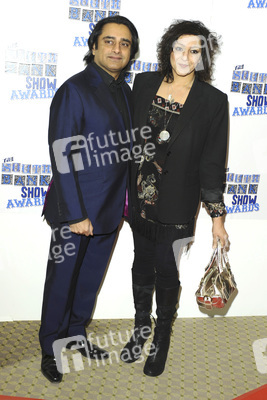 Sanjeev Bhaskar, Meera Syal