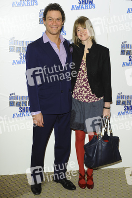 Dominic West mit Begleitung