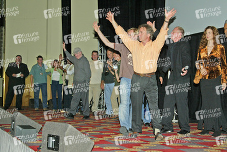 René Ahlberg, Richard Arnold, Lolita Fatjo, Herb Jefferson jr. Richard Herd, Mark Allan Shepherd, William Jones, Steve Rankin, Dean Haglund, Casey Biggs, Vaughn Armstrong, Suzie Plakson