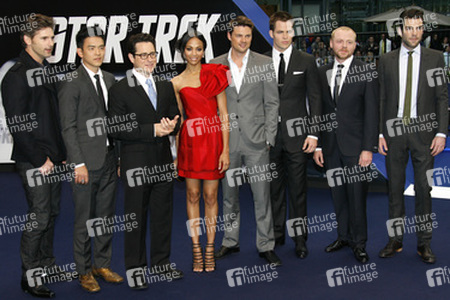 Eric Bana, John Cho, J.J. Abrams, Zoe Saldana, Karl Urban, Chris Pine, Simon Pegg, Zachary Quinto